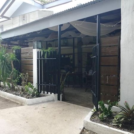 Cozy Inn Mactan 막탄 외부 사진